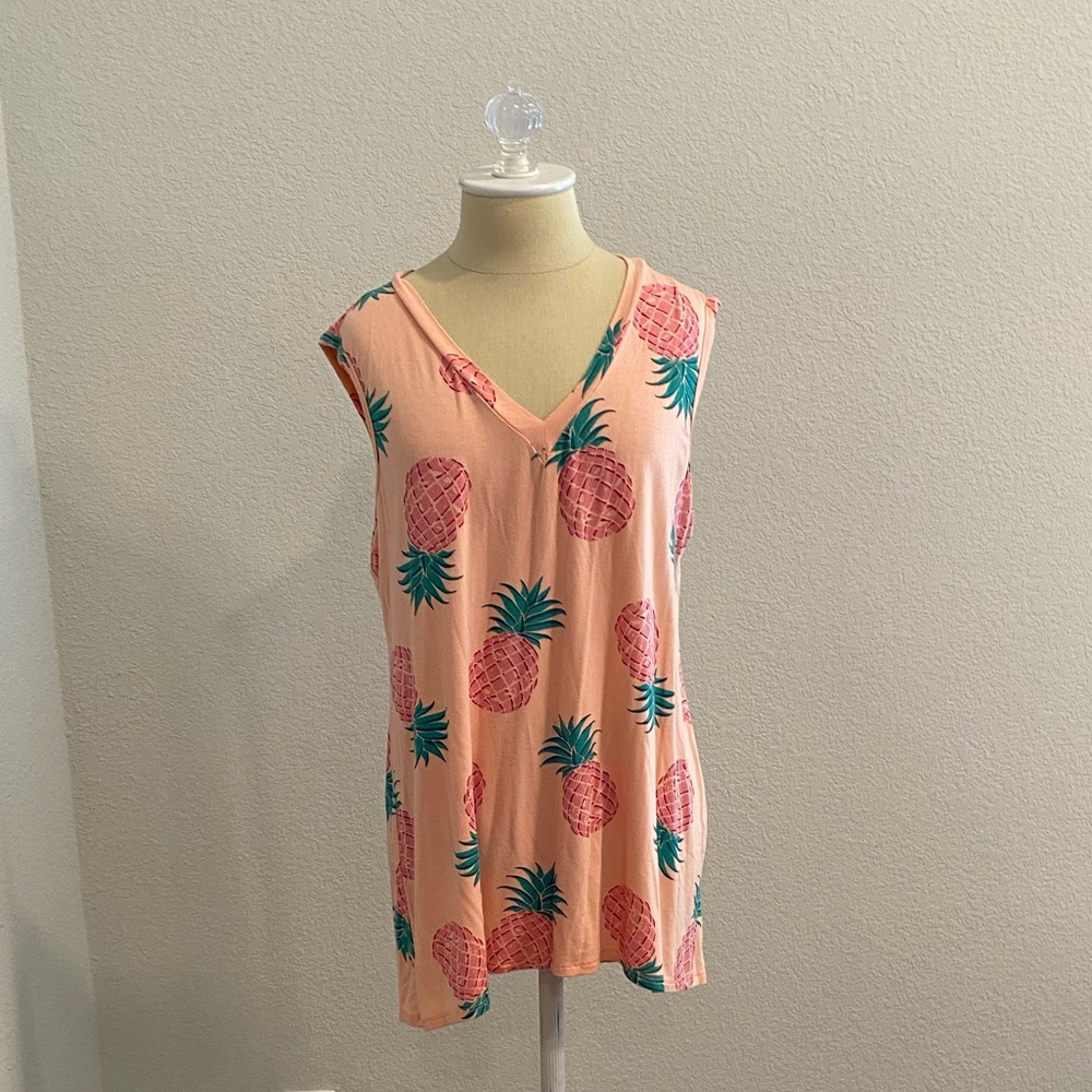 Viamor Peach and Pink Pineapple V-Neck Tank Top